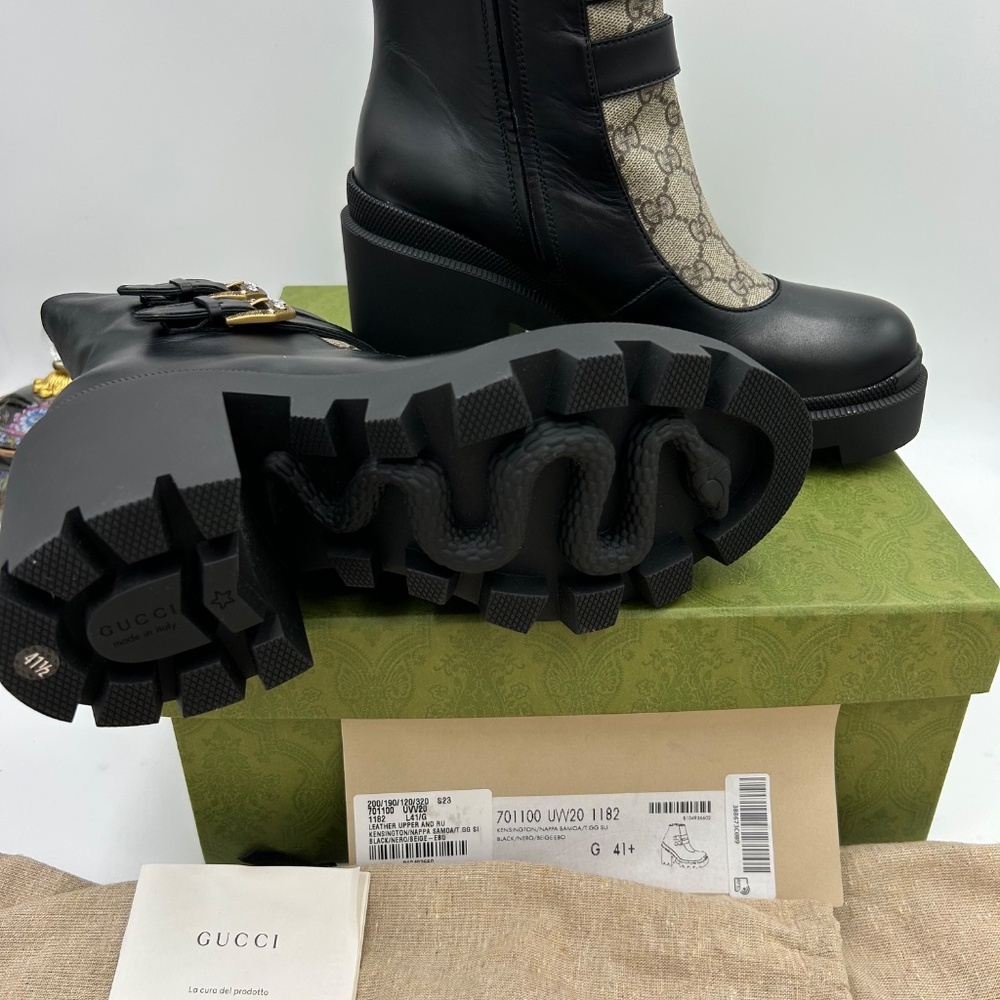 ****************Women’s Gucci supreme ankle boots with studded buckles size 41.5 - Picture 9 of 10